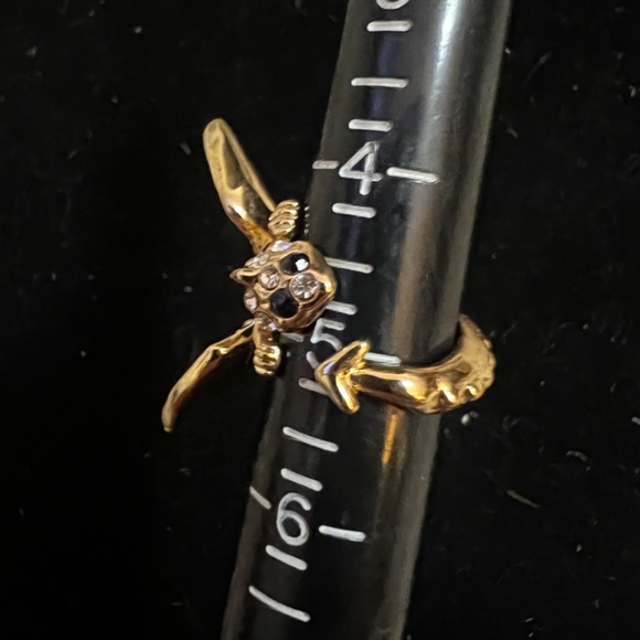 Unique Gold-Plated Dragon Ring with Crystal Accents - Intricate and Stylish - Picture 4 of 6